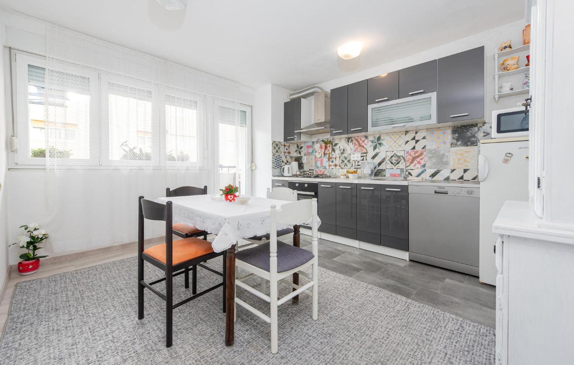 Nice In With Kitchen Appartement Zadar